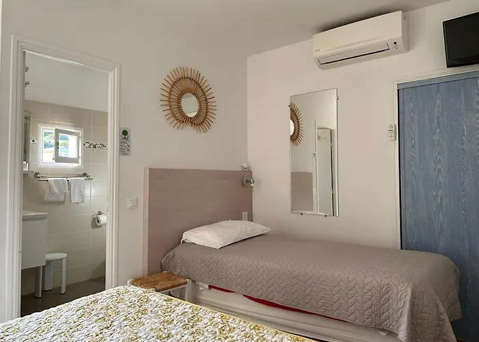 Punta E Mare Des Ou Des T2 Hotel Cargese