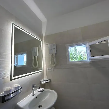 Punta E Mare Des Ou Des T2 Hotel Cargèse