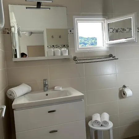 Hotel Punta E Mare, Et