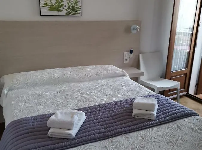 Hotel Punta E Mare Des Ou Des T2 Cargèse