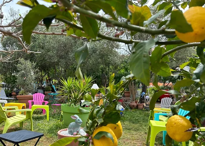 Punta E Mare Des Ou Des T2 호텔 2*